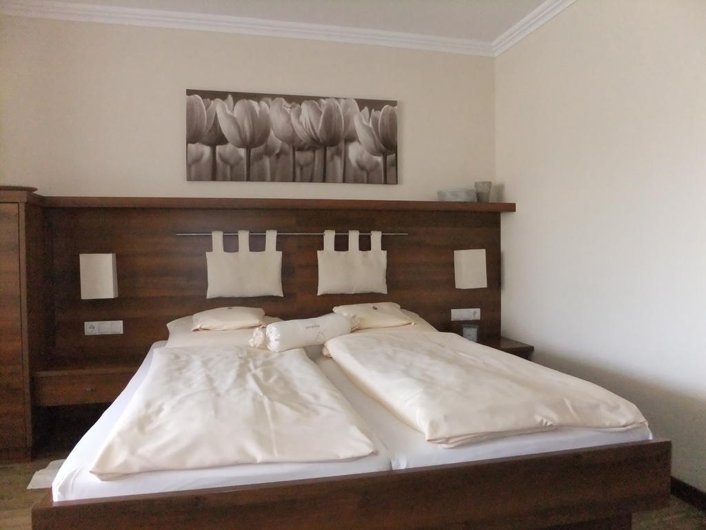 Aparthotel Christine Bad Fussing Bilik gambar