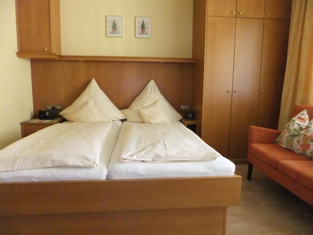 Aparthotel Christine Bad Fussing Bilik gambar